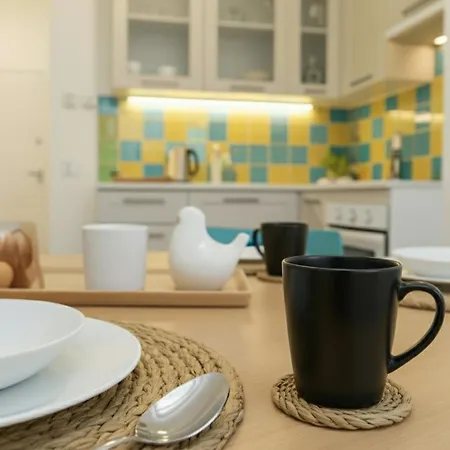 Convenient Tram With Wifi For 4-person Apartament Triest