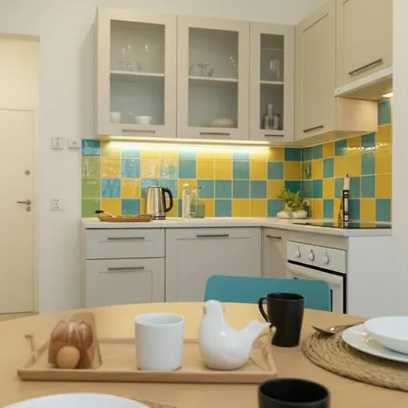 Apartament Convenient Tram With Wifi For 4-person *
