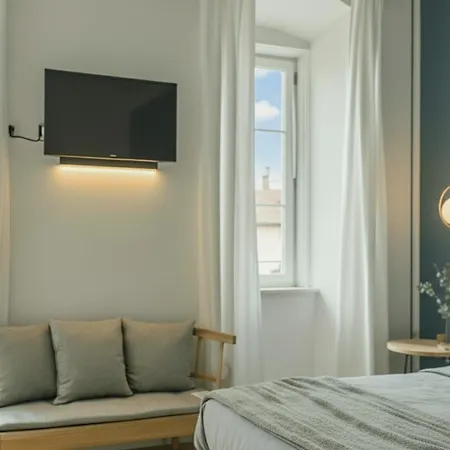 Convenient Tram With Wifi For 4-person Daire Trieste